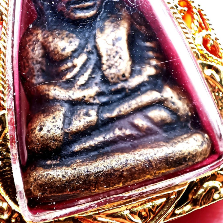 Luang Por Ngern Wat Bang Klan Buddha Amulet