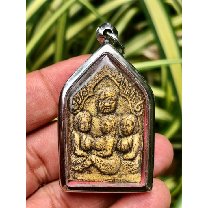 Khun Paen Sam Nang Kuman Thong Amulet Pendant
