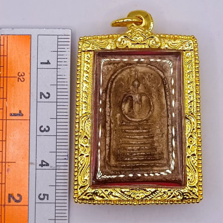 Phra Somdej Kes Chaiyo Buddha Amulet