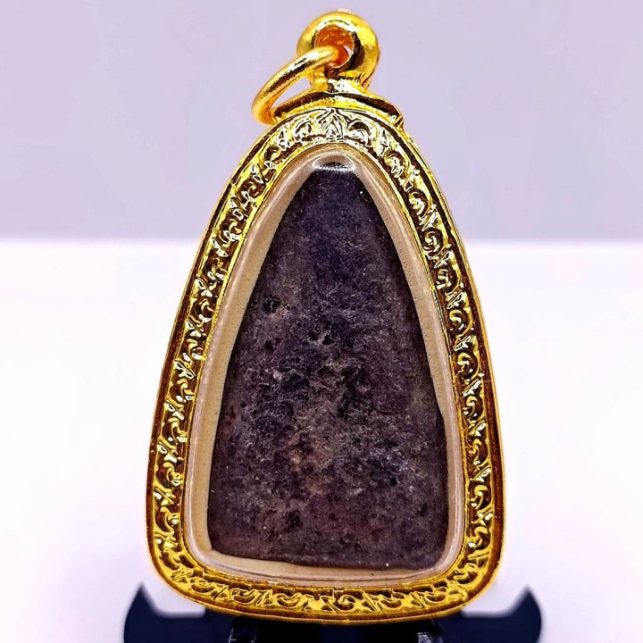 Luang Pu Thuat 2497 Amulet Gold Plated Frame