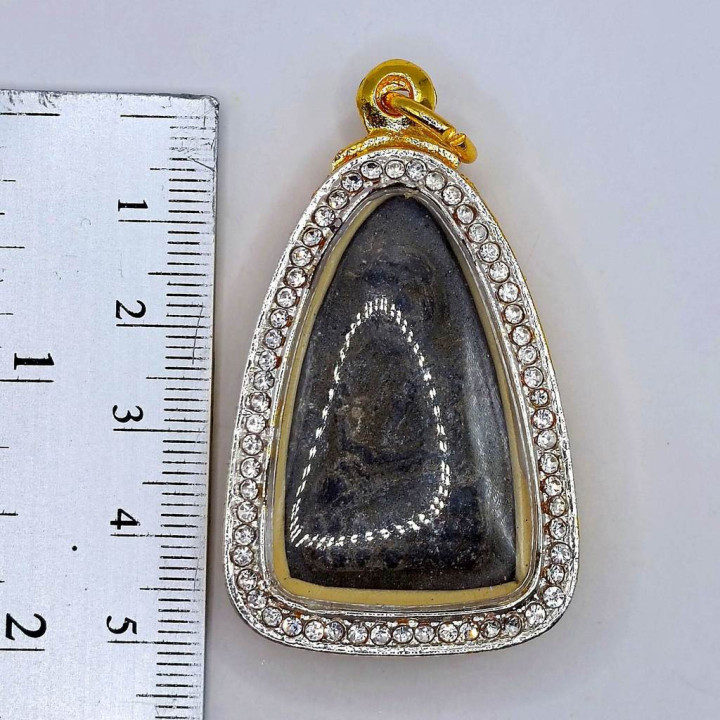 Luang Pu Thuat 2497 Amulet Gold Plated Frame
