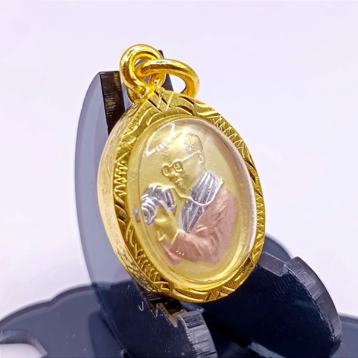 King Rama IX Royal Camera Gold Plated Pendant