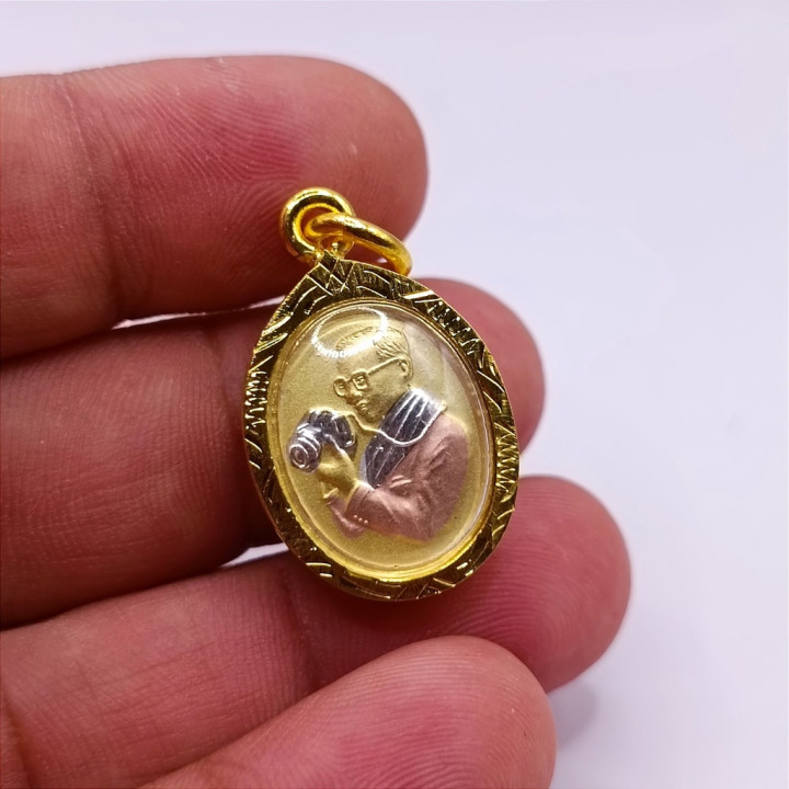 King Rama IX Royal Camera Gold Plated Pendant