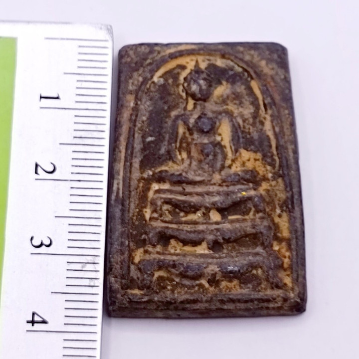Phra Somdej Wat Rakang Lion Base Buddha Amulet
