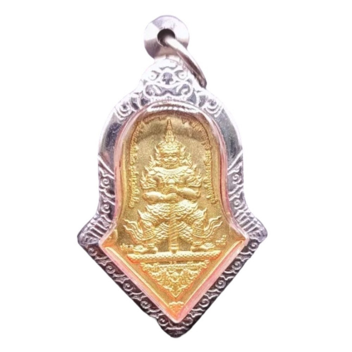 Phra Chinnarat Thao Wessuwan Buddha Amulet