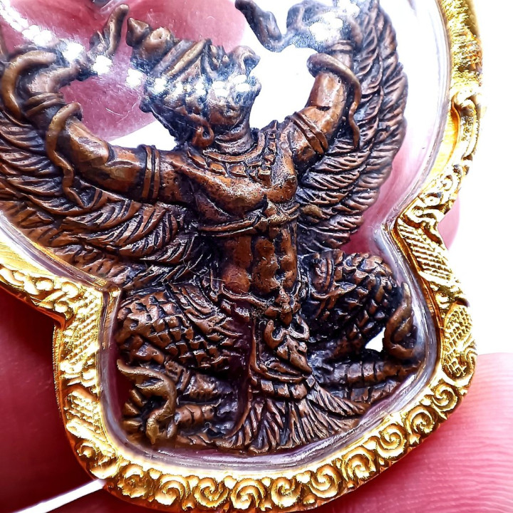 Garuda Luang Por Phat Wat Rai Micron Gold Pendant