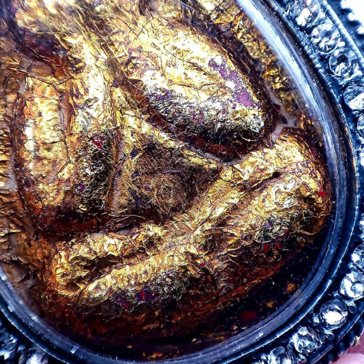 Pidta Luang Pu Toh Jumbo 2 Amulet Gold Leaf