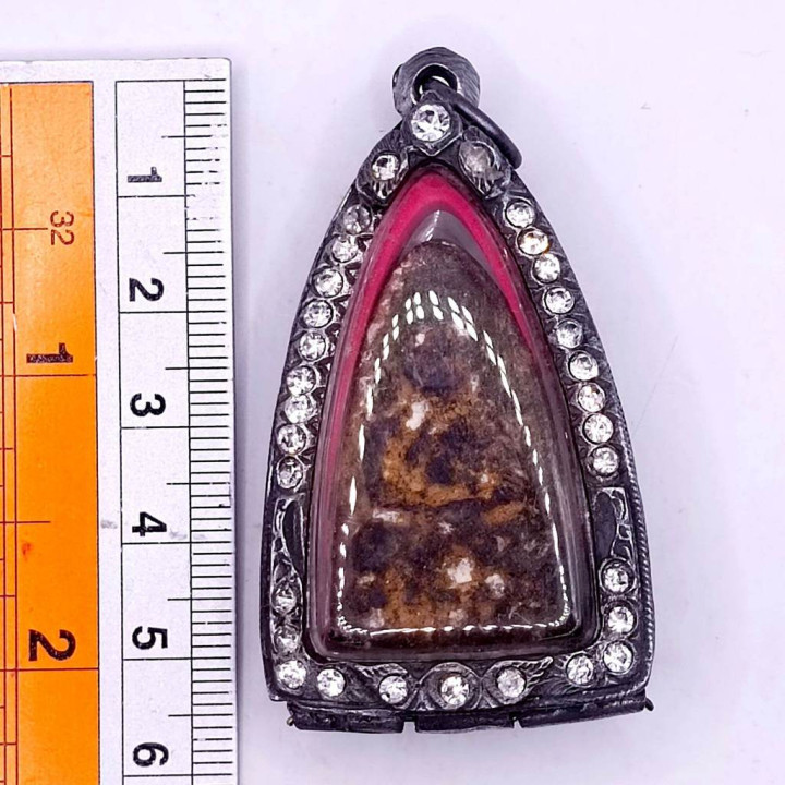 Luang Pu Thuat Wat Chang Hai 2497 Herb Amulet