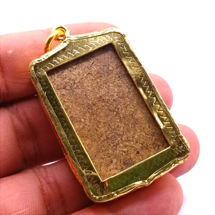 Phra Somdej Kes Chaiyo 9-Tier Base Buddha Amulet