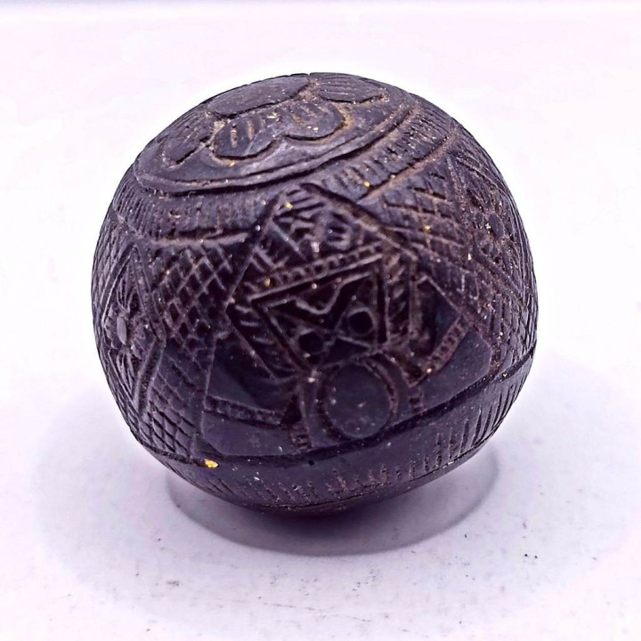Rahu Coconut Shell Amulet Luang Por Pin