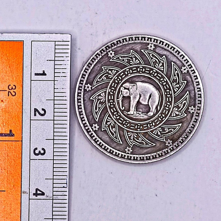 King Rama IV Royal Crown Chakra Metal Pendant