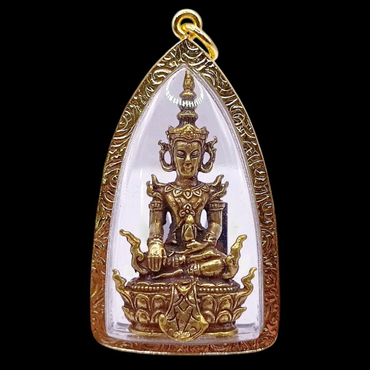 Phra Somdej Maha Chakraphat Buddha Amulet