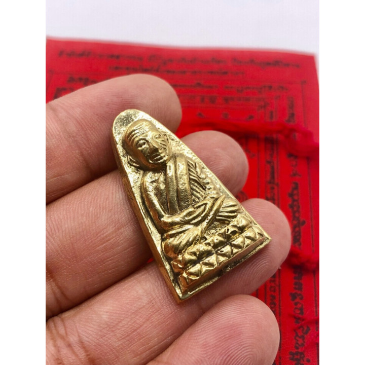 Luang Pu Thuat Wat Chang Hai Brass Amulet