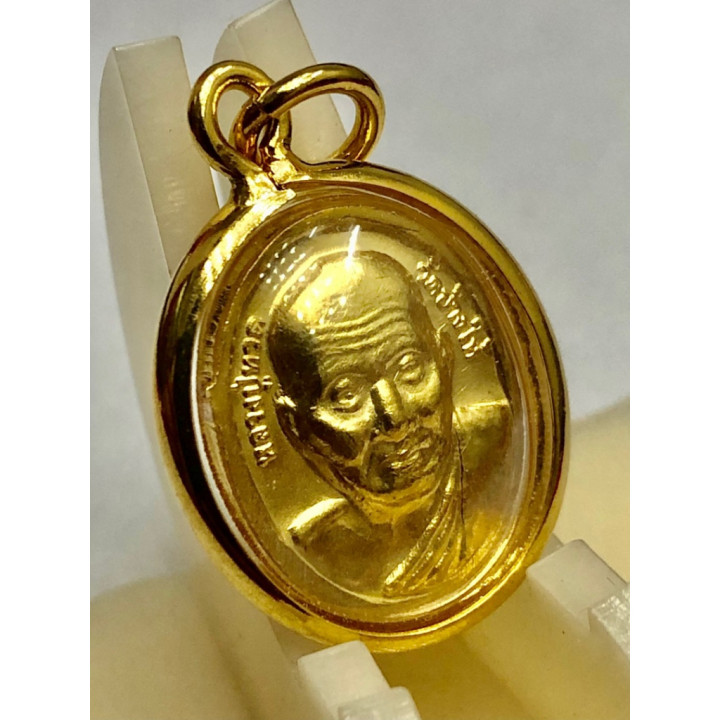 Luang Pu Thuat Pendant Gold Micron Plated