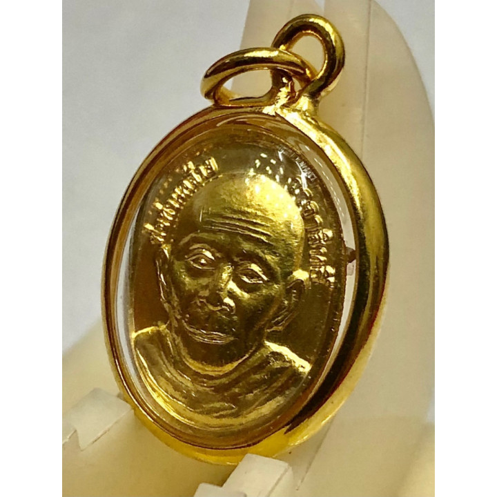 Luang Pu Thuat Pendant Gold Micron Plated