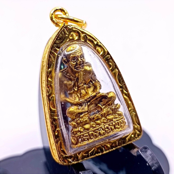 Luang Pu Thuat Gold Plated Amulet Pendant