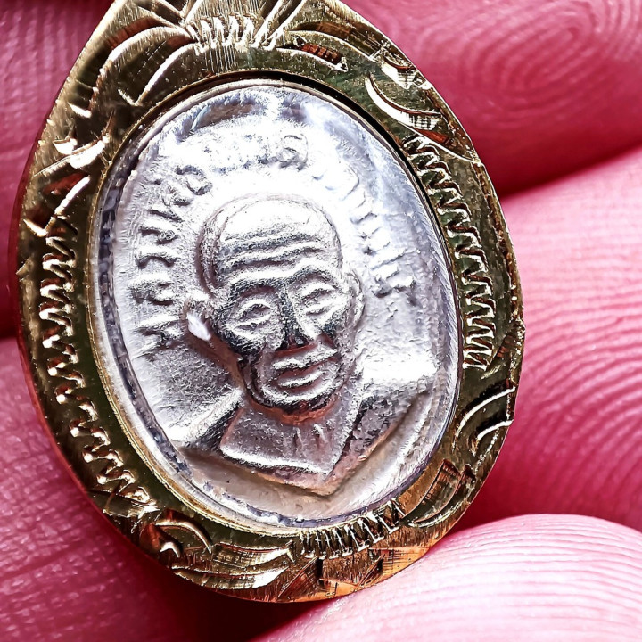 Luang Pu Thuat Melon Seed Gold Plated Pendant