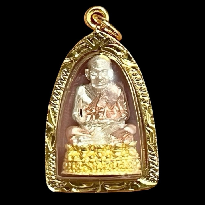 Luang Pu Thuat Wat Chang Hai Gold Plated Pendant
