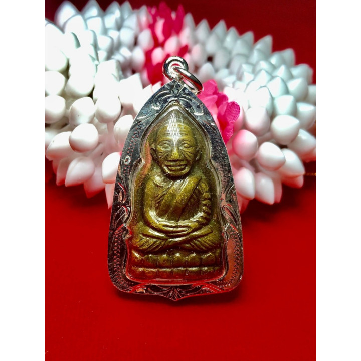 Luang Pu Thuat Amulet Pendant Gold Plated