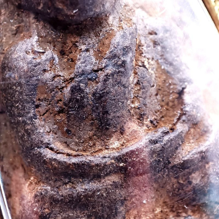 Luang Pu Thuat Wat Chang Hai Amulet Pendant