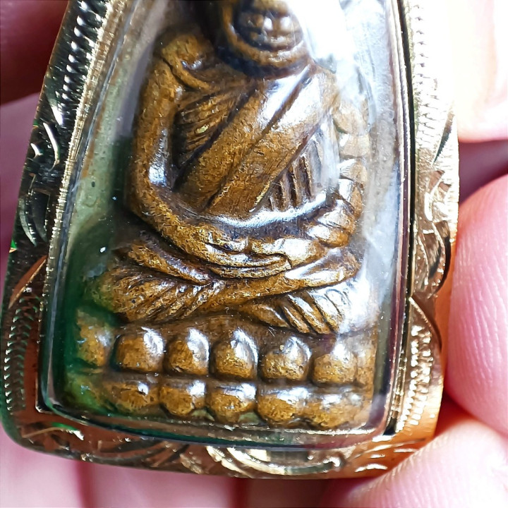 Luang Pu Thuat Brass Amulet Gold Plated Case