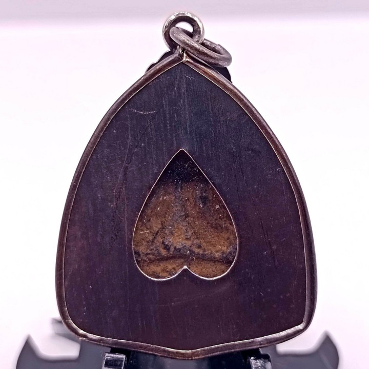 Pidta Luang Por Kaeo Amulet Wat Khrua Wan