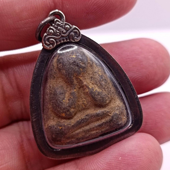 Pidta Luang Por Kaeo Amulet Wat Khrua Wan